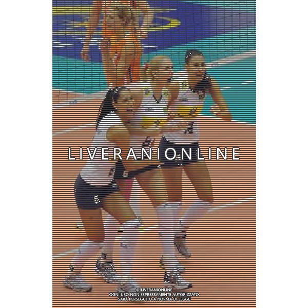 (100814) -- MACAO, Aug. 14, 2010 () -- Players of Brazil celebrates scoring during the match against the Netherlands at the 2010 FIVB World Grand Prix women\'s volleyball tournament in Macao, south China, Aug. 14, 2010. Brazil won 3-1. (/Lo Ping Fai) ©PHOTOSHOT/Agenzia Aldo Liverani Sas - ITALY ONLY - FIVB World Grand Prix femminile torneo di pallavolo 2010 a Macao, nel sud della Cina