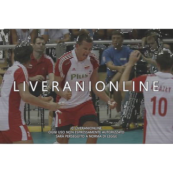 GDANSK 17.08.2010 SIATKOWKA MEZCZYZN KADRA REPREZENTACJA MECZ TOWARZYSKI POLSKA VS BRAZYLIA INAUGURACJA HALI ERGO ARENA MEN VOLLEYBALL INTERNATIONAL FRIENDLY GAME POLAND VS BRASIL INAUGURATION OF ERGO ARENA NZ radosc celebration bartosz kurek FOT. WOJCIECH FIGURSKI / NEWSPIX.PL --- Newspix.pl SPORT VOLLEYBALL POLONIA - BRASILE © Newspix/ AG ALDO LIVERANI SAS ITALY ONLY *** Local Caption *** .
