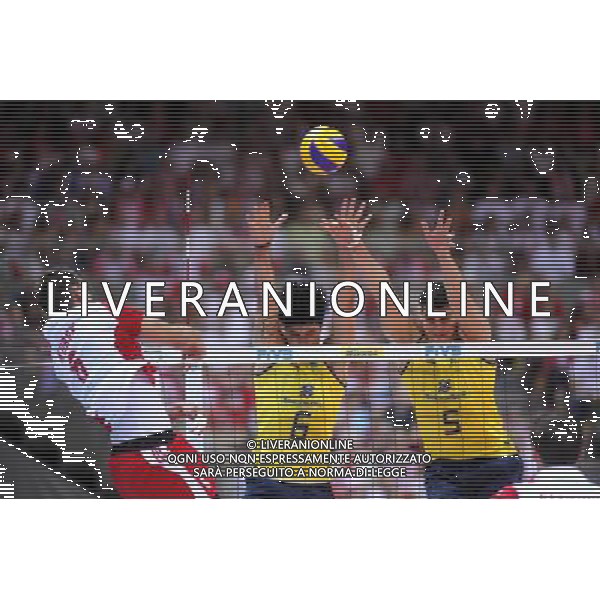 GDANSK 17.08.2010 SPORT VOLLEYBALL POLONIA - BRASILE MEN VOLLEYBALL INTERNATIONAL FRIENDLY GAME POLAND VS BRASIL INAUGURATION OF ERGO ARENA nella foto VISSOTTO NEVES LEANDRO, DOS SANTOS JR. © Newspix/ AG ALDO LIVERANI SAS ITALY ONLY *** Local Caption *** .