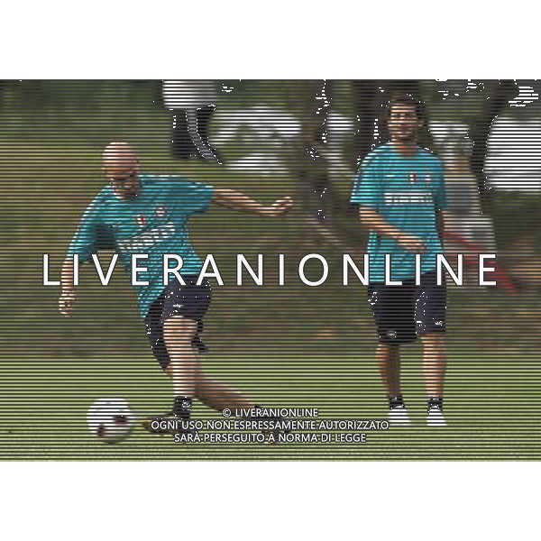 Allenamento Inter Calcio Appiano gentile (Co) 20/08/2010 nella foto christian chivu e esteban cambiasso ©Luzzani/Agenzia Aldo Liverani Sas