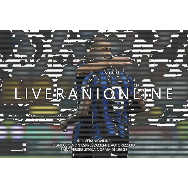 Supercoppa TIM 2010 Milano - 21.08.2010 Inter-Roma Nella Foto:esultanza dopo il gol di samuel eto\'o con walter samuel /Ph.Vitez-Ag. Aldo Liverani