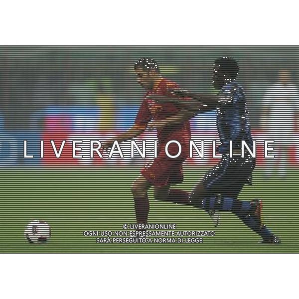 Milano 21-08-2010 Supercoppa Tim Inter-Roma 3:1 nella foto simone perrotta e MacDonald Mariga ph marco luzzani/ag aldo liverani s.a.s.