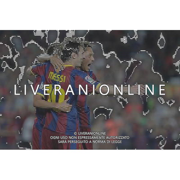 BARCELLONA-SIVIGLIA SUPERCOPPA DI SPAGNA 2010 NELLA FOTO Andres Iniesta-Lionel Messi-Adriano Correia (ALTERPHOTOS/Acero)-AG ALDO LIVERANI ONLY ITALY