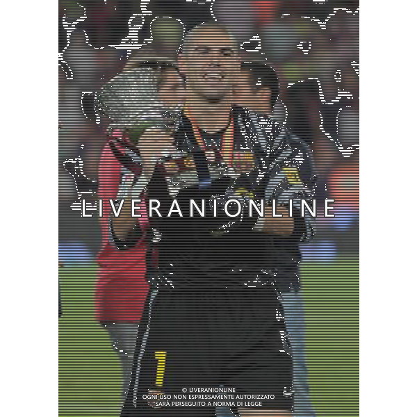 BARCELLONA-SIVIGLIA SUPERCOPPA DI SPAGNA 2010 NELLA FOTO Victor Valdes (ALTERPHOTOS/Acero)-AG ALDO LIVERANI ONLY ITALY