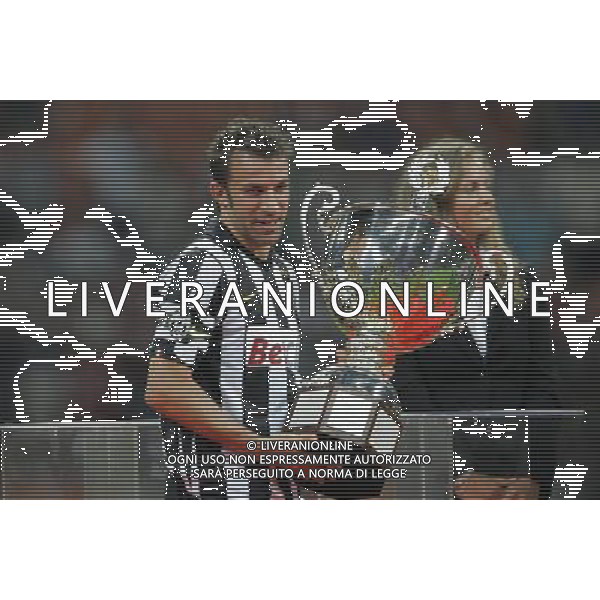 Milano 22-08-2010 20 Trofeo Luigi Berlusconi Milan-Juventus nella foto alessandro del piero con il trofeo ph marco luzzani/ag aldo liverani s.a.s.