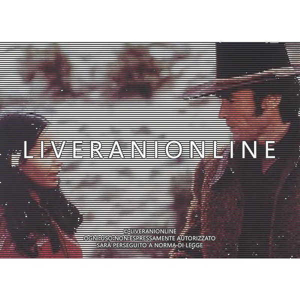 FILM JOE KIDD 1972 NELLA FOTO CLINT EASTWOOD-STELLA GARCIA AG ALDO LIVERANI