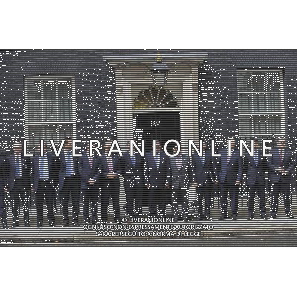 Fifa inspectors have begun a four-day visit as part of England\'s quest to host the 2018 World Cup.The Fifa delegation will meet Deputy Prime Minister Nick Clegg in Downing Street before touring Wembley Stadium with England manager Fabio Capello. Photo Shows; Fifa arriving at 10 Downing Street In Pic: Chief Executive Andy Anson, chairman of the Chilean FA Harold Mayne-Nicholls, South Africa 2010 chief executive Danny Jordaan and chairman of the 2018 World Cup bid team Geoff Thompson ©photoshot/Agenzia Aldo Liverani Sas - ITALY ONLY - LONDRA: Gli ispettori della Fifa hanno iniziato una visita di quattro giorni in Inghilterra ufficialmente candidata per ospitare i Mondiali di calcio o Coppa del Mondo FIFA del 2018. La delegazione incontrera\' prima il Vice Primo Ministro Nick Clegg a Downing Street poi il giro dello stadio di Wembley con il manager dell\'Inghilterra Fabio Capello.