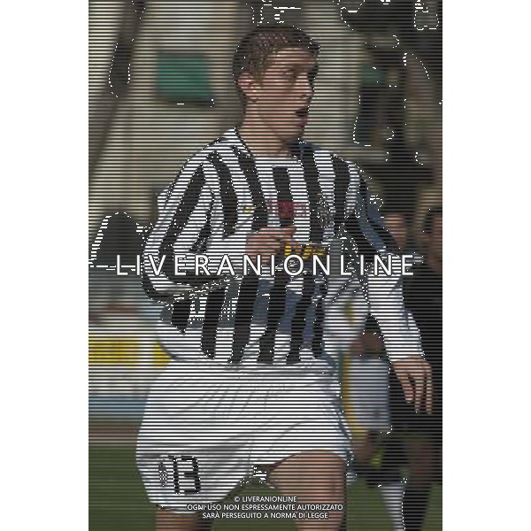 Juventus-Werder brema Torneo di Viareggio 09/02/2004 nella foto Andrea Masiello foto gianni nucci/agenzia aldo liverani