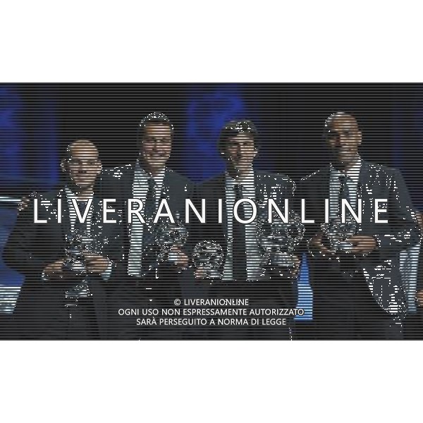 Champions League Draw 2010/2011 Sorteggi Montecarlo (Principato di Monaco) - 26.08.2010 Nella Foto:moratti posa con la coppa e i giocatori premiati-milito sneijder maicon julio cesar /Ph.Vitez-Ag. Aldo Liverani