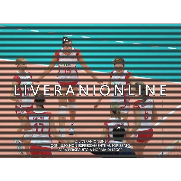 (100828) -- NINGBO, Aug. 28, 2010 () -- Players of Poland celebrate scoring during the fourth round match against Japan at the 2010 FIVB World Grand Prix Final Round women\'s volleyball tournament in Ningbo, east China\'s Zhejiang Province, Aug. 28, 2010. Poland beat Japan 3-1. (/Xu Yu) (zc) ©PHOTOSHOT/Agenzia Aldo Liverani Sas - ITALY ONLY - Quarto round tra Polonia e Giappone al torneo di pallavolo FIVB 2010 World Grand Prix Final Round\'s Volley donne a Ningbo, Cina