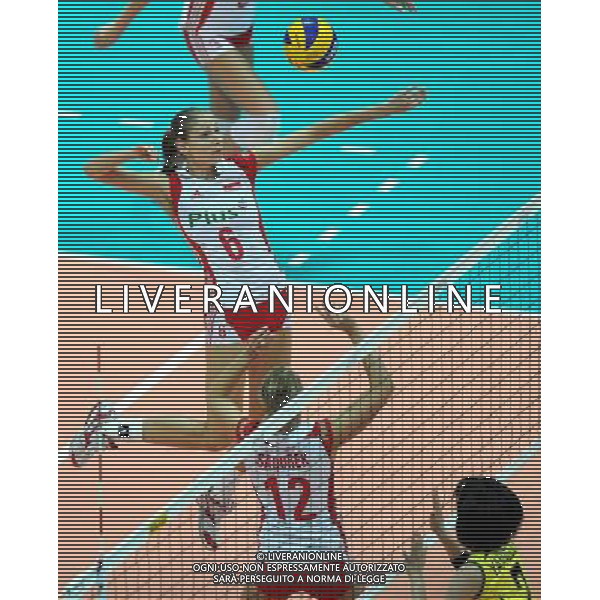 (100828) -- NINGBO, Aug. 28, 2010 () -- Agnieszka Bednarek-Kasza (Number 6) of Poland jumps to spike the ball during the fourth round match against Japan at the 2010 FIVB World Grand Prix Final Round women\'s volleyball tournament in Ningbo, east China\'s Zhejiang Province, Aug. 28, 2010. Poland beat Japan 3-1.(/Xu Yu) ©PHOTOSHOT/Agenzia Aldo Liverani Sas - ITALY ONLY - Quarto round tra Polonia e Giappone al torneo di pallavolo FIVB 2010 World Grand Prix Final Round\'s Volley donne a Ningbo, Cina