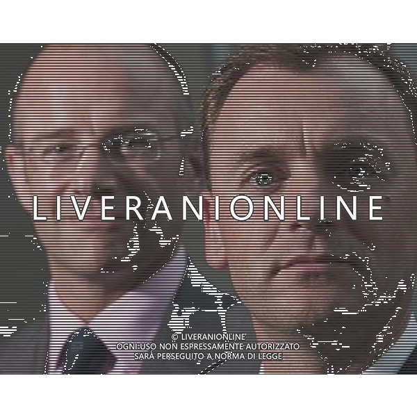 David James Ritchie ( Right ) Jonathan Hill , the new Group Finance Director of Bovis Homes ( left ) ©photoshot/Agenzia Aldo Liverani Sas - ITALY ONLY - David James Ritchie (Amministratore Delegato nel 2008, Direttore Generale del Gruppo 2007-2008 e Direttore finanziario del Gruppo 2002-2006) con Jonathan Hill, il nuovo Direttore finanziario del Gruppo di Bovis Homes