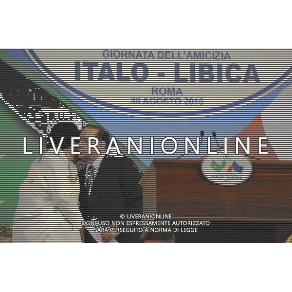 Roma - 30/08/2010 - Caserma Salvo d\'Acquisto - Il Presidente del Consiglio Silvio Berlusconi incontra il Leader della Rivoluzione Muammar Gheddafi - nella foto: ph. Corradetti / ©Aldo Liverani Sas