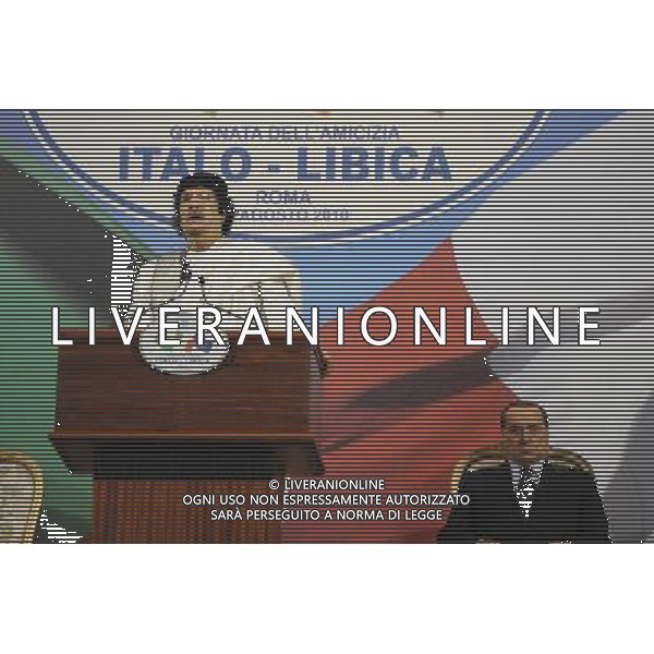 Roma - 30/08/2010 - Caserma Salvo d\'Acquisto - Il Presidente del Consiglio Silvio Berlusconi incontra il Leader della Rivoluzione Muammar Gheddafi - nella foto: ph. Corradetti / ©Aldo Liverani Sas