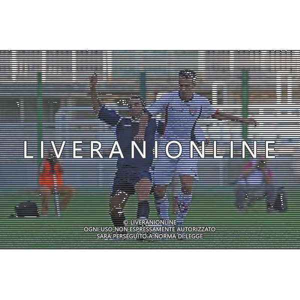 Roma - 28/08/2010 - Stadio Flaminio - Campionato Lega Pro 2010/2011 - Prima Divisione Girone B - Atletico Roma vs Taranto - nella foto: Riccardo INNOCENTI (Taranto) e Crocefisso MIGLIETTA (Atletico Roma) ph. Corradetti / ©Aldo Liverani Sas