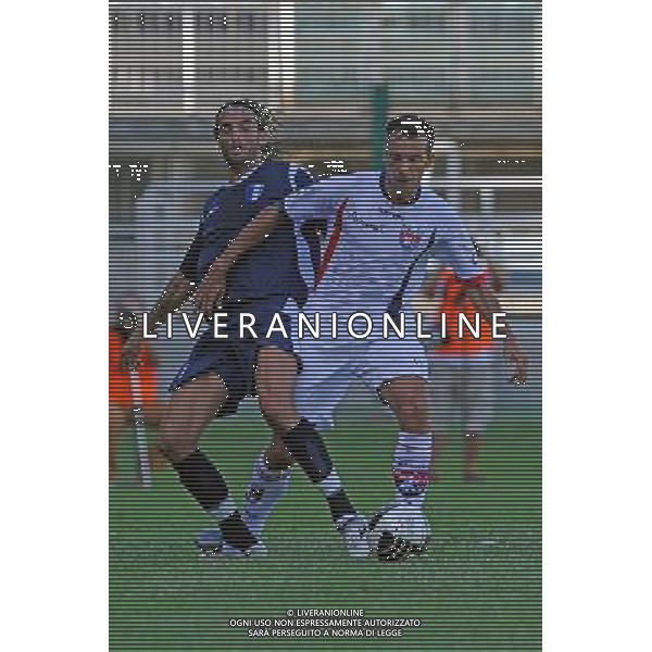 Roma - 28/08/2010 - Stadio Flaminio - Campionato Lega Pro 2010/2011 - Prima Divisione Girone B - Atletico Roma vs Taranto - nella foto: Riccardo INNOCENTI (Taranto) e Crocefisso MIGLIETTA (Atletico Roma) ph. Corradetti / ©Aldo Liverani Sas