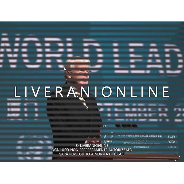 (100907) -- XIAMEN, Sept. 7, 2010 () -- Icelandic President Olafur Ragnar Grimsson addresses during the opening ceremony and world leaders investment summit of the 2nd World Investment Forum, which is sponsored by the United Nations Conference on Trade and Development (UNCTAD), in the coastal city of Xiamen, southeast China\'s Fujian Province, Sept. 7, 2010. Chinese Vice President Xi Jinping delivered a key note speech at the ceremony. (/Lan Hongguang)(wyo) - Xinhua/Photoshot - Ag. Aldo Liverani sas ITALY ONLY World Investment Forum\' - WIF 2010, forum globale sugli investimenti organizzato con cadenza biennale dalla United Nations Conference on Trade and Development (UNCTAD)