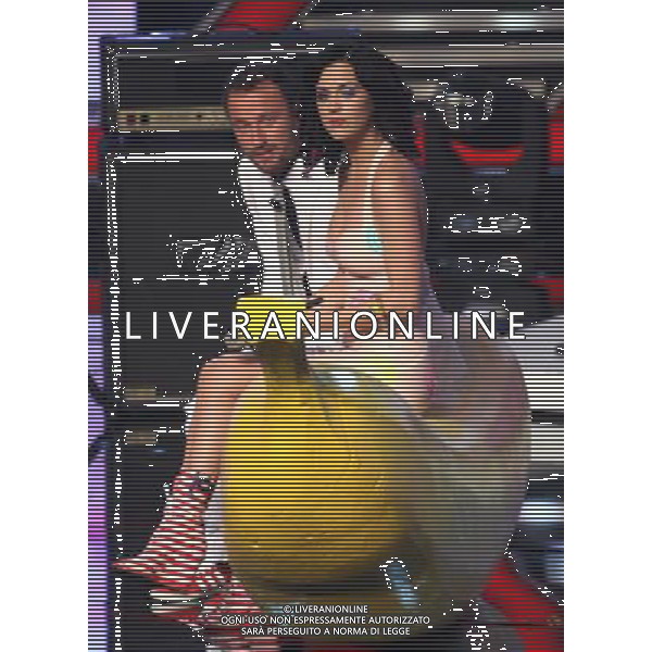 MILANO 07-09-2010 SPETTACOLO TRASMISSIONE TV PRIMA SERATA \'X-FACTOR\' NELLA FOTO KATY PERRY - FRANCESCO FACCHINETTI ph.Fiochi/AG.ALDO LIVERANI SAS