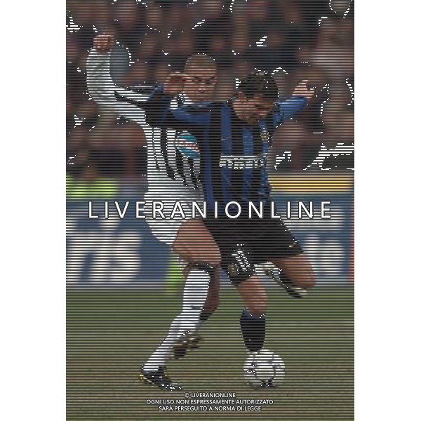 Inter-Juventus Coppa Italia semifinale ritorno Tim Cup 12/02/2004 nella foto david trezeguet e stankovic dejan* foto marco luzzani/Agenzia Aldo liverani
