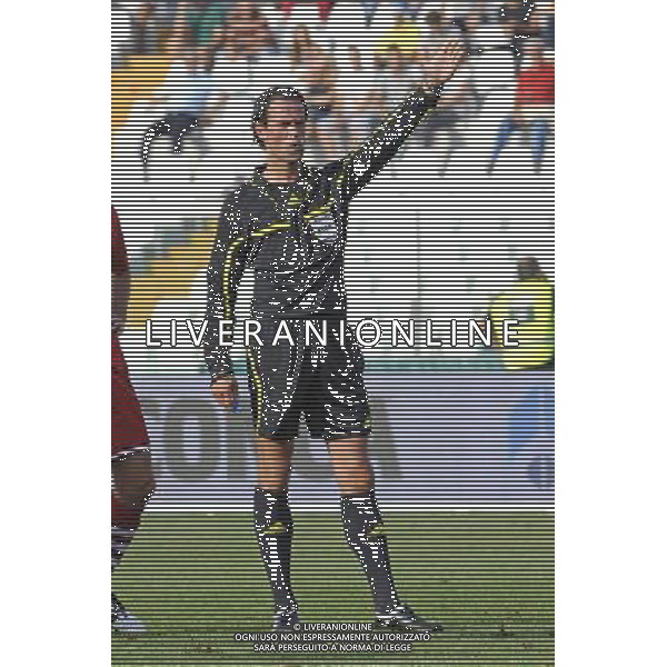 Pescara - 07/09/2010 - Stadio \'Adriatico\' - Qualificazioni Campionato Europeo Under 21 2011 - Italia vs Galles - nella foto: Hendrikus S.H. BAS NIJHUIS (Olanda) ph. Corradetti / ©Aldo Liverani Sas