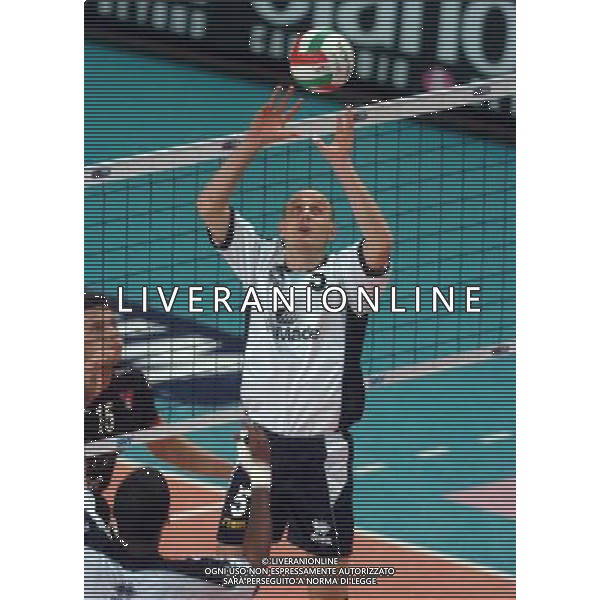 LA SPEZIA 11/02/04 FINAL EIGHT COPPA ITALIA SISLEY TREVISO-UNIMADE PARMA nella foto brogioni andrea ph gigi arcaini/ag.aldo liverani