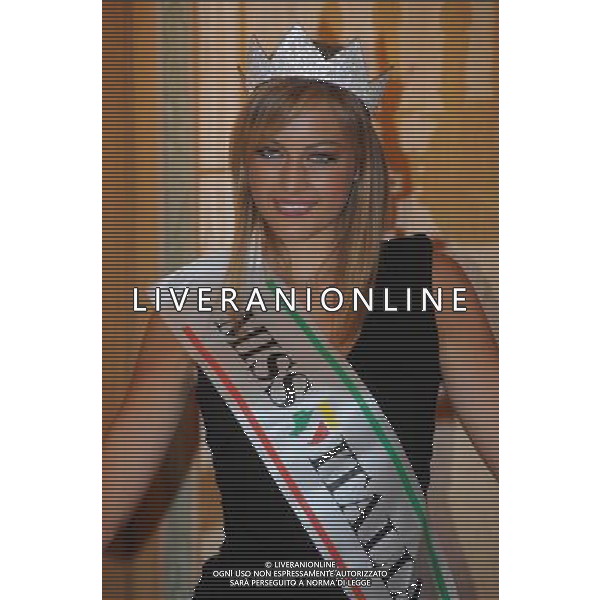 MILANO 8/9/2010 WESTIN PALACE P.zza della REPUBBLICA CONFERENZA STAMPA PRESENTAZIONE MISS ITALIA 2010 NELLA FOTO MARIA PERRUSI MISS ITALIA 2009 FOTO ROMANO/AG ALDO LIVERANI
