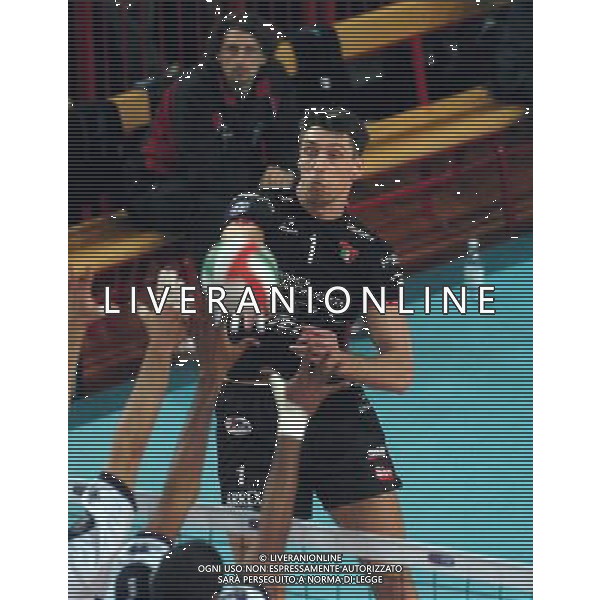 LA SPEZIA 11/02/04 FINAL EIGHT COPPA ITALIA SISLEY TREVISO-UNIMADE PARMA nella foto dineikin stanislav ph gigi arcaini/ag.aldo liverani