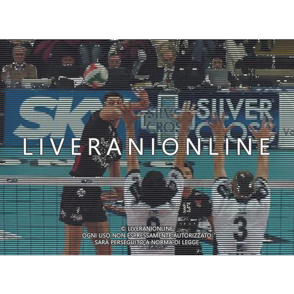 LA SPEZIA 11/02/04 FINAL EIGHT COPPA ITALIA SISLEY TREVISO-UNIMADE PARMA nella foto dineikin stanislav ph gigi arcaini/ag.aldo liverani