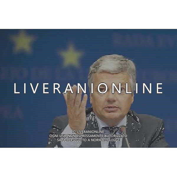 Chairman of the Ecofin council Belgian Finance Minister Didier Reynders holds a press conference after EU finance ministers council ( ECOFIN ) at European Council headquarters in Brussels, Belgium on 2010-09-07 by Wiktor Dabkowski Poland OUT, France OUTnull Riunione e Conferenza Stampa dei ministri delle finanze dell\'Eurogruppo presso la sede del Consiglio europeo a Bruxelles, in Belgio 07/09/2010