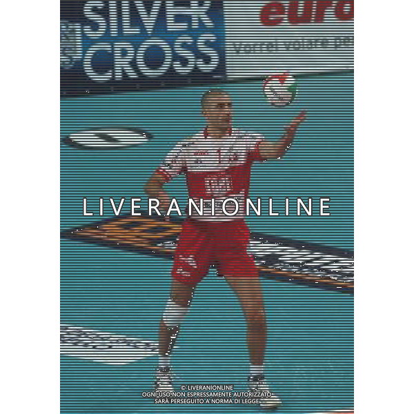 LA SPEZIA 12/02/04 FINAL EIGHT COPPA ITALIA 2003/04 LUBE MACERATA-EDILBASSO PADOVA nella foto ravellino manuele ph gigi arcaini/ag.aldo liverani