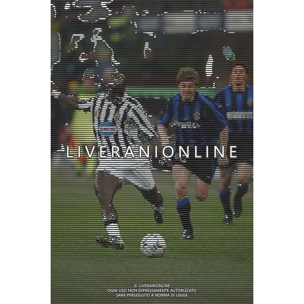 milano 12/02/04 inter-juventus coppa italia tim cup nella foto appiah stephen ph junior belardo / ag aldo liverani s.a.s