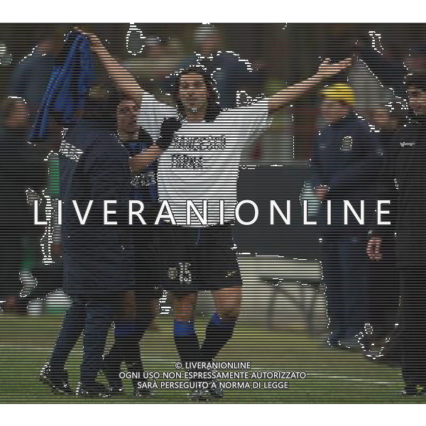 milano 12/02/04 inter-juventus coppa italia tim cup nella foto esultanza adani daniele ph junior belardo / ag aldo liverani s.a.s