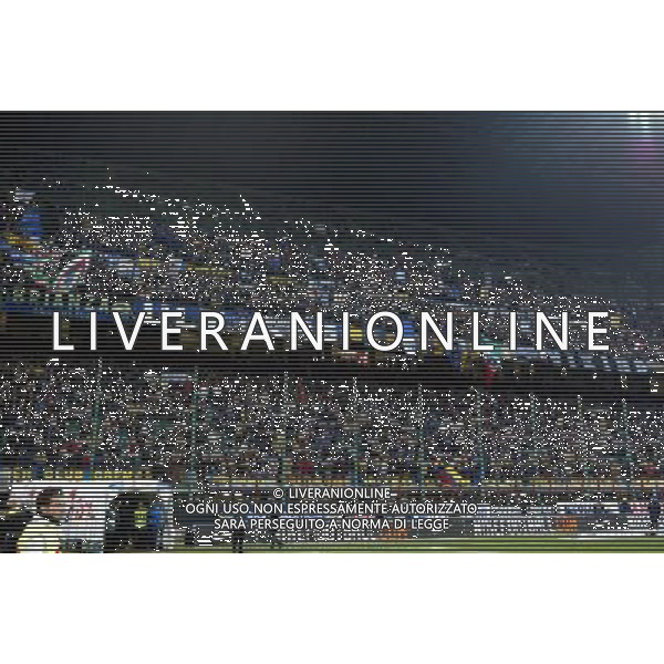 milano 12/02/04 inter-juventus coppa italia tim cup nella foto tifosi inter ph junior belardo / ag aldo liverani s.a.s
