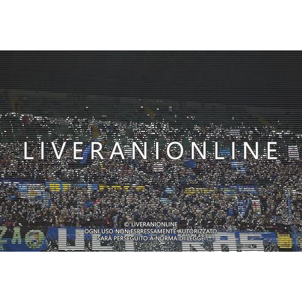 milano 12/02/04 inter-juventus coppa italia tim cup nella foto tifosi inter ph junior belardo / ag aldo liverani s.a.s