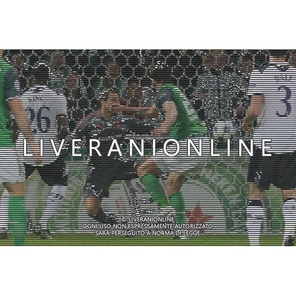 BREMA 14.09.2010 MECZ 1. KOLEJKA GRUPA A LIGA MISTRZOW SEZON 2010/11: WERDER BREMA - TOTTENHAM LONDYN --- CHAMPIONS LEAGUE MATCH GROUP A: WERDER BREMEN - TOTTENHAM HOTSPUR FC LEDLEY KING CARLO CUDICINI HUGO ALMEIDA WERDER BREMA TOTTENHAM FOT. NEWSPIX/ALDO LIVERANI SAS ITALY ONLY *** Local Caption *** .