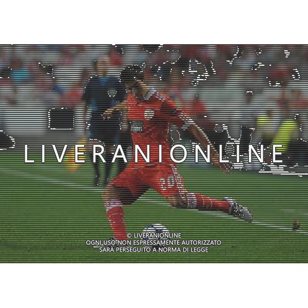 20100914: LISBON, PORTUGAL - SL Benfica vs Hapoel Tel Aviv FC: UEFA Champions League 2010/2011 - Group Stage. In picture: Nico Gaitan (Benfica). FOTO: CITYFILES/NEWSPIX.PL/ag.ALDO LIVERANI sas italy *** Local Caption *** ,