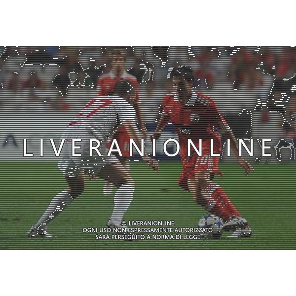 20100914: LISBON, PORTUGAL - SL Benfica vs Hapoel Tel Aviv FC: UEFA Champions League 2010/2011 - Group Stage. In picture: Nico Gaitan (Benfica).FOTO: CITYFILES/NEWSPIX.PL/ag.ALDO LIVERANI sas italy *** Local Caption *** ,