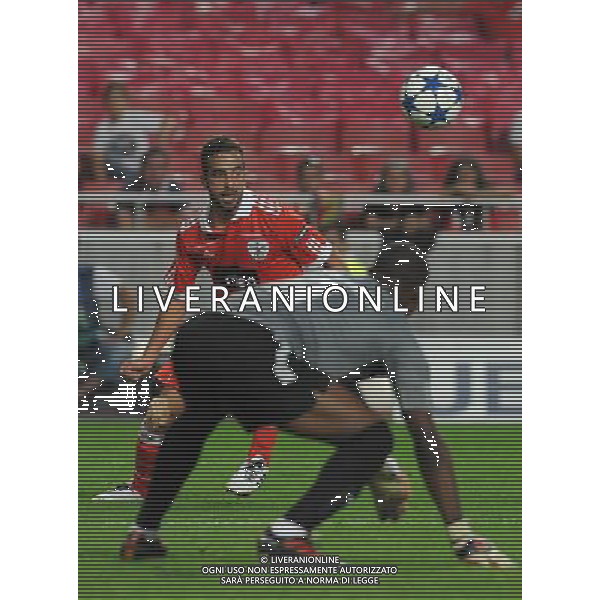 20100914: LISBON, PORTUGAL - SL Benfica vs Hapoel Tel Aviv FC: UEFA Champions League 2010/2011 - Group Stage. In picture: Ruben Amorim (Benfica). FOTO: CITYFILES/NEWSPIX.PL/ag.ALDO LIVERANI sas italy *** Local Caption *** ,