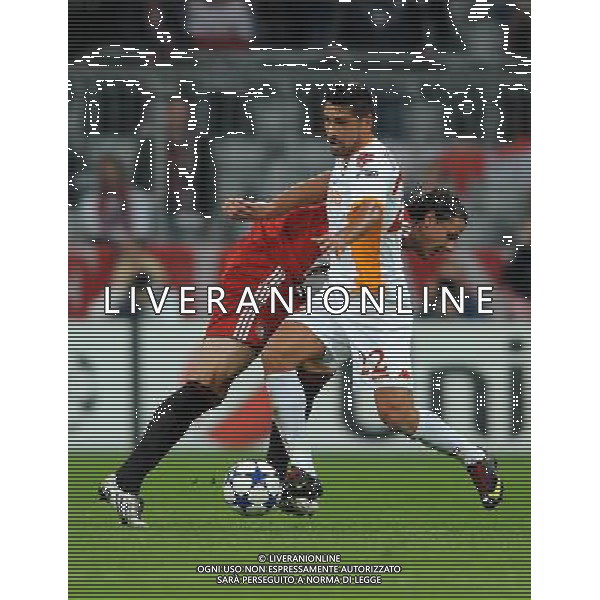 UEFA Champions League 2010/2011 Gruppo E Monaco (Germania) - 15.09.2010 Bayern Monaco-Roma Nella Foto:marco borriello van buyten /Ph.Vitez-Ag. Aldo Liverani