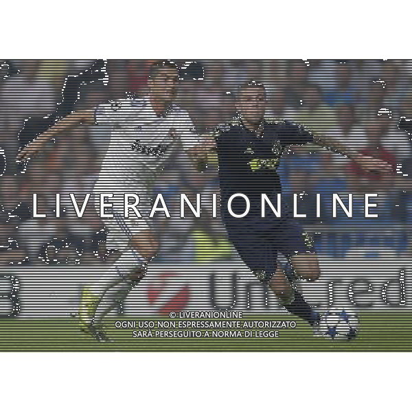 MADRID (15/(09/2010).- Champions League match Real Madrid vs Ajax Amsterdam. Cristiano Ronaldo and Toby Alderweireld. Photo: Cesar Cebolla / ALFAQUI - AG. ALDO LIVERANI SAS ITALY ONLY REAL MADRID vs AJAX - CHAMPIONS LEAGUE 2010-2011