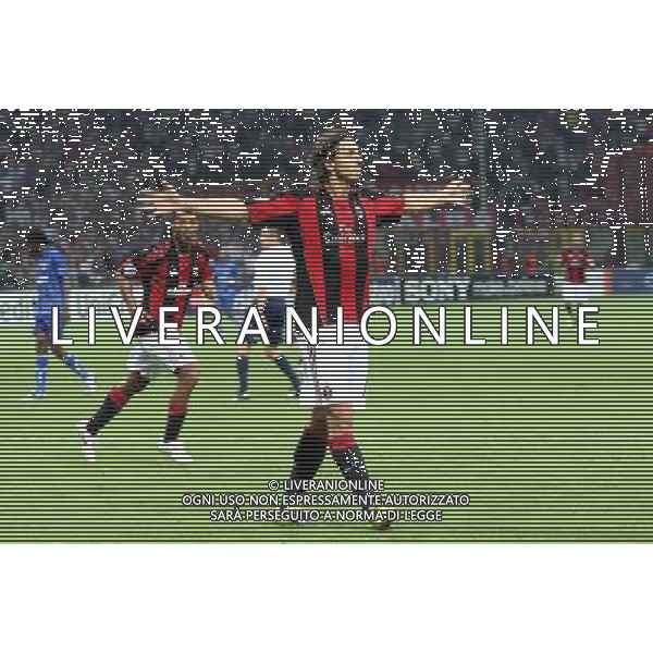 MILANO 15.09.2010-CHAMPIONS LEAGUE MATCH GROUP G MILAN - AJ AUXERRE 2:0 NELLA FOTO RONALDINHO ZLATAN IBRAHIMOVIC - GOL NA 2:0 FOT. PIOTR KUCZA/NEWSPIX.PL/AG ALDO LIVERANI ONLY ITALY 