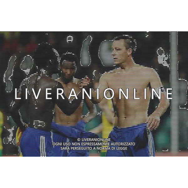 *** Local Caption *** .