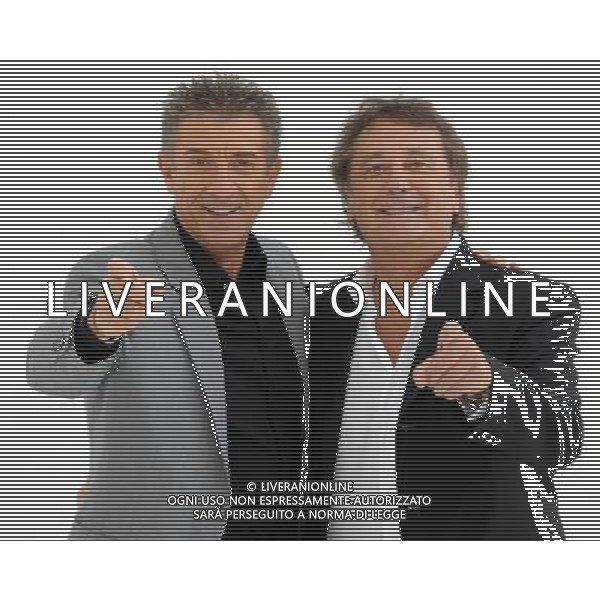 MILANO 16/9/2010 TRIENNALE V.le ALEMAGNA, 6 PRESENTAZIONE DELLA 23esima Edizione DEL PROGRAMMA TELEVISIVO DI CANALE 5 -STRISCIA LA NOTIZIA- NELLA FOTO EZIO GREGGIO E ENZO IACCHETTI FOTO ROMANO/AG ALDO LIVERANI