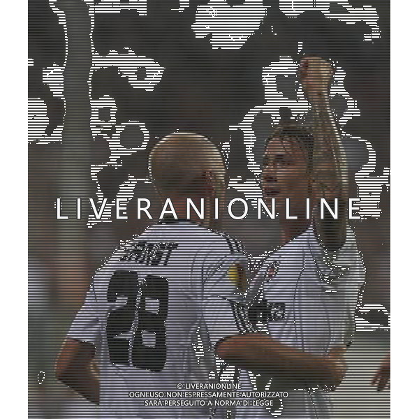 INONU STADIUM - ISTAMBUL ( TURCHIA) - 16.09.2010 EUROPA LEAGUE 2010-2011 - partita BESIKTAS ISTAMBUL vs CSKA SOFIA. Pictured: Fabian Ernst and Guti of Besiktas. © Splt- SESKIMPHOTO/NEWSPIX.PL - AG. ALDO LIVERANI SAS 