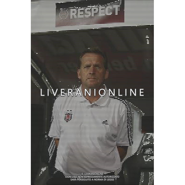 INONU STADIUM - ISTAMBUL ( TURCHIA) - 16.09.2010 EUROPA LEAGUE 2010-2011 - partita BESIKTAS ISTAMBUL vs CSKA SOFIA. Pictured: Bernd Schuster allenatore del Besiktas © Spfc- SESKIMPHOTO/NEWSPIX.PL - AG. ALDO LIVERANI SAS Newspix.pl