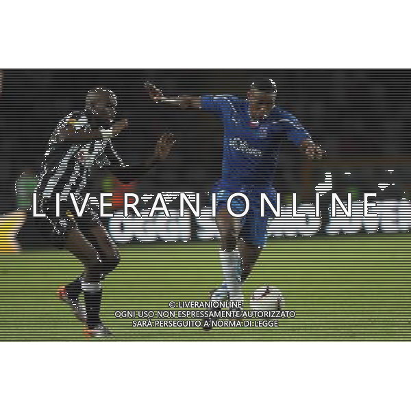 TORINO 16/09/2010 UEFA EUROPA LEAGUE 2010-2011 - PARTITA JUVENTUS vs LECH POZNAN nella foto: MOHAMED SISSOKO (JUVE) ,MANUEL ARBOLEDA (LECH) ©  JAKUB PIASECKI CYFRASPORT/NEWSPIX.PL- AG. ALDO LIVERANI SAS italy only 