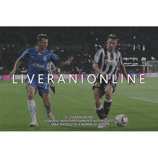 TORINO 16/09/2010 UEFA EUROPA LEAGUE 2010-2011 - PARTITA JUVENTUS vs LECH POZNAN nella foto: GRZEGORZ WOJTKOWIAK (LECH) , (P) ZDENEK GRYGERA (JUVE) ©  JAKUB PIASECKI CYFRASPORT/NEWSPIX.PL- AG. ALDO LIVERANI SAS italy only 