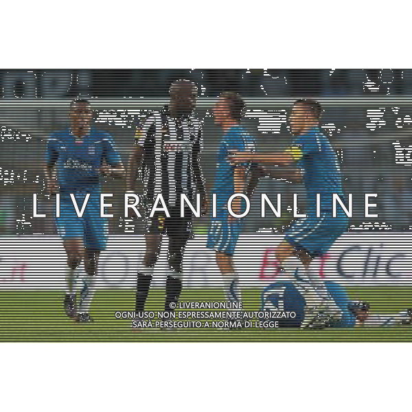 TORINO 16/09/2010 UEFA EUROPA LEAGUE 2010-2011 - PARTITA JUVENTUS vs LECH POZNAN nella foto: MANUEL SISSOKO (L), SLAWOMIR PESZKO, IVAN DJURDJEVIC ©Ê LUKASZ GROCHALA/CYFRASPORT/NEWSPIX.PL- AG. ALDO LIVERANI SAS italy only 