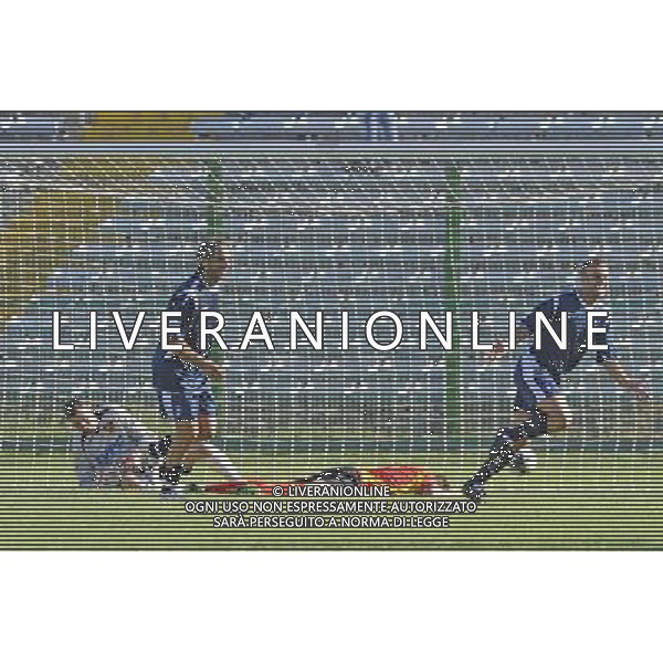 Roma - 11/09/2010 - Stadio Flaminio - Campionato Lega Pro 2010/2011 - Prima Divisione Girone B - Atletico Roma vs Benevento - nella foto: L\'esultanza di Massimiliano Caputo dopo il gol del 3 a 0 ph. Corradetti / ©Aldo Liverani Sas