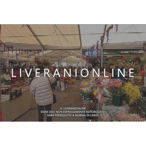 CITTA\' DI LA SPEZIA nella foto mercato mattiniero ph gigi arcaini/ag.aldo liverani